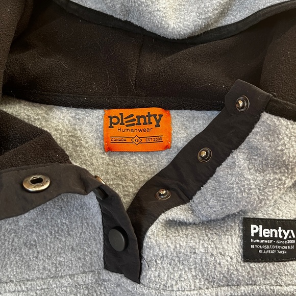 Pullover - Picture 3 of 3